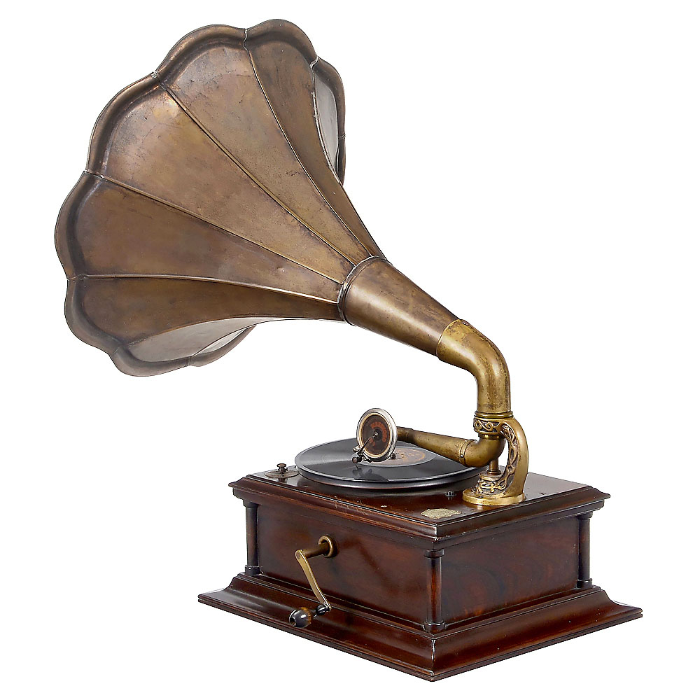 Traveling-Horn Gramophone by Bohland & Fuchs