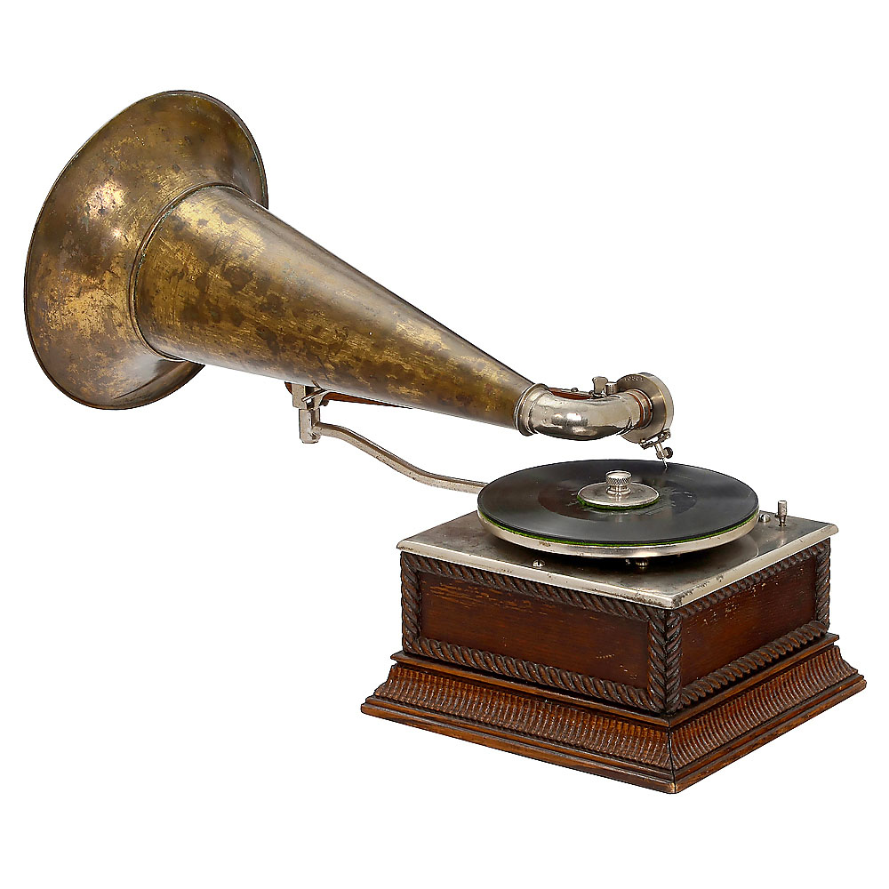 Victor C Traveling-Arm Horn Gramophone