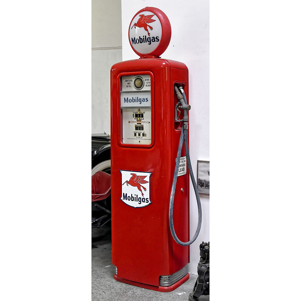 "Mobilgas" Station Pump with "Globe" sign