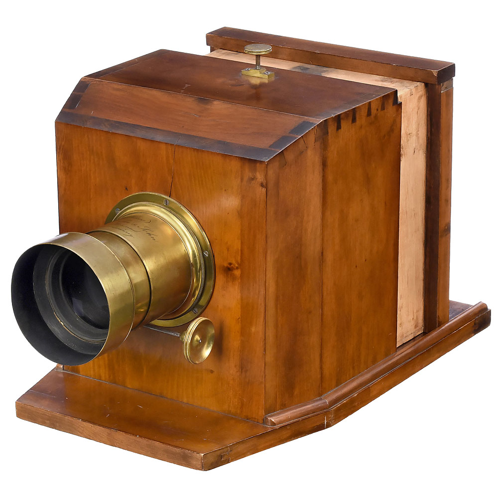 Early Whole plate camera